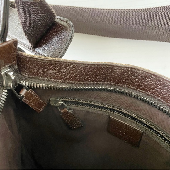 Gucci brown monogram canvas leather trim small shoulder bag - Picture 11 of 15